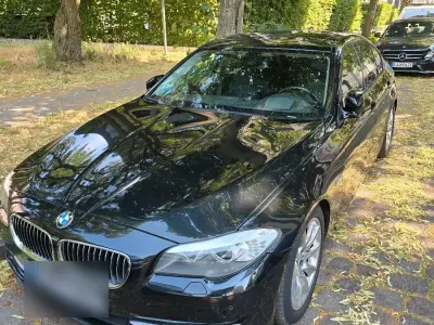 Gebraucht BMW 523 285 PS (209 kW) 2010 Schwarz Limousine