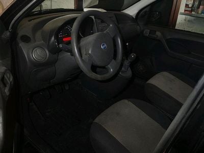 Gebraucht Fiat Punto 80 PS (58 kW) 2005 Schwarz Kleinwagen