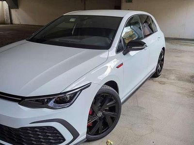 Second-hand VW Golf VIII Style 245 CP (180 kW) 2024 Alb Berlinǎ