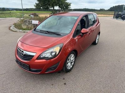 Orange Gebraucht 2012 Opel Meriva Van / Kleinbus | 3.990 € (Guter Preis)