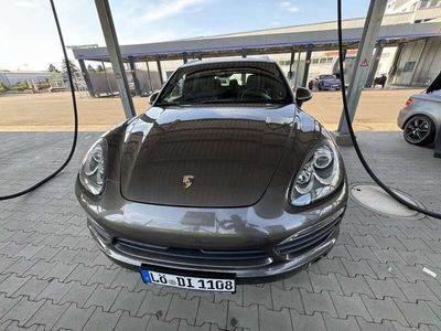 Porsche Cayenne S E-Hybrid