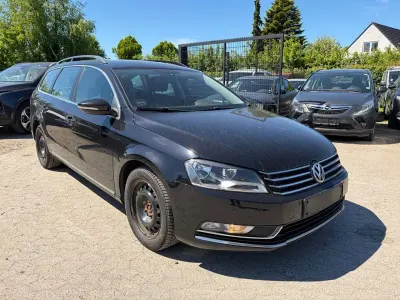 Gebraucht VW Passat 140 PS (102 kW) 2012 Schwarz Limousine
