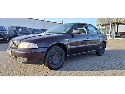 Piemontrot Gebraucht 1996 Audi A4 Comfort Limousine | 555 €