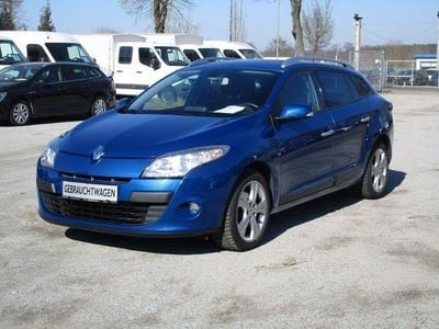 Gebraucht Renault Mégane III Dynamique 131 PS (96 kW) 2011 Blau Limousine
