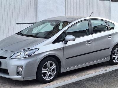 Gebraucht Toyota Prius 99 PS (72 kW) 2010 Silber Kleinwagen