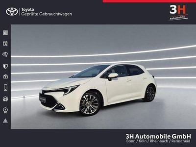 Gebraucht Toyota Corolla Hybrid Team 140 PS (102 kW) 2024 Weiß Limousine