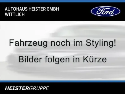 Gebraucht Ford Tourneo Titanium 150 PS (110 kW) 2023 Schwarz Van / Kleinbus