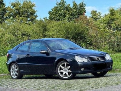 Mercedes C230