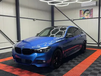 Gebraucht BMW 320 M Sport 190 PS (139 kW) 2017 Blau Limousine