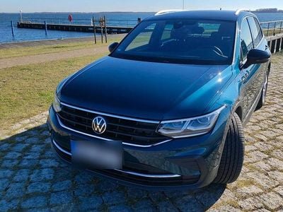 Gebraucht VW Tiguan Active 150 PS (110 kW) 2022 Blau SUV