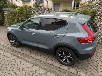 Occasion Volvo XC40 Momentum 163 ch (119 kW) 2020 Gris SUV