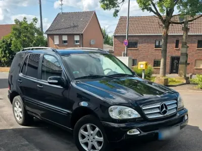 Gebraucht Mercedes ML270 AMG 163 PS (119 kW) 2005 Schwarz SUV