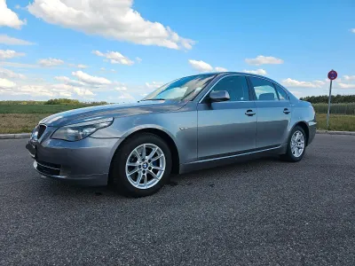 Gebraucht BMW 523 190 PS (139 kW) 2007 Grau Limousine