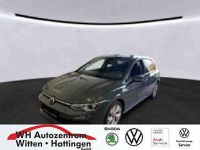 Gebraucht VW Golf VIII Style 150 PS (110 kW) 2022 Grau Limousine