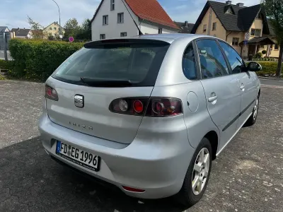 Gebraucht Seat Ibiza Comfort 86 PS (63 kW) 2006 Silber Kleinwagen