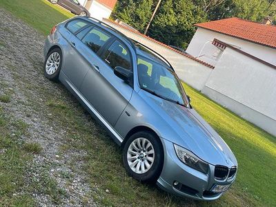 Gebraucht BMW 320 177 PS (130 kW) 2009 Andere farben Kombi