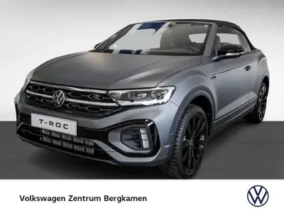 Gebraucht VW T-Roc Cabriolet Edition 150 PS (110 kW) 2023 Indiumgrau  matt/schwarz Cabrio