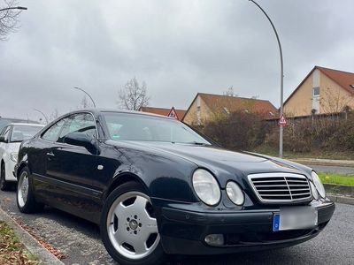 Mercedes CLK320