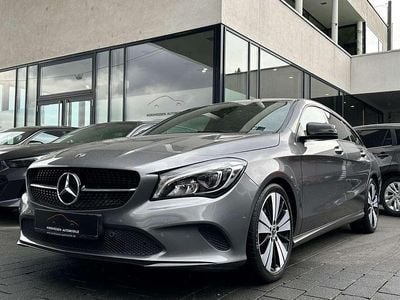 Gebraucht Mercedes CLA200 Urban 156 PS (114 kW) 2018 Mountaingrau metallic Kombi