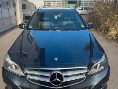 Mercedes E220