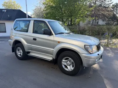 Gebraucht Toyota Land Cruiser 163 PS (119 kW) 2001 Silber SUV