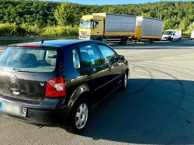 Gebraucht VW Polo 75 PS (55 kW) 2001 Schwarz Kleinwagen