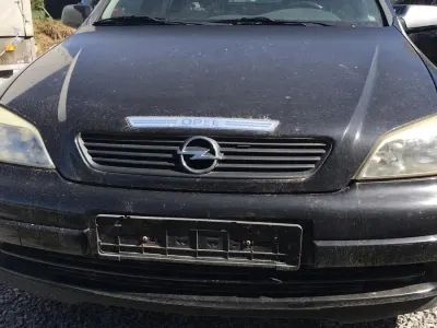 Second-hand Opel Astra 116 CP (85 kW) 2000 Berlinǎ