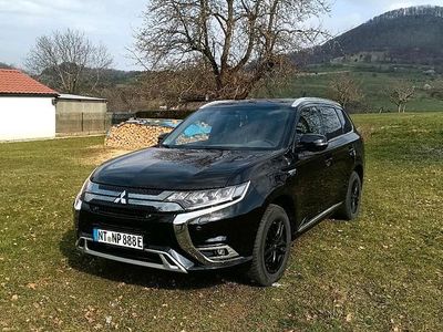 Mitsubishi Outlander P-HEV