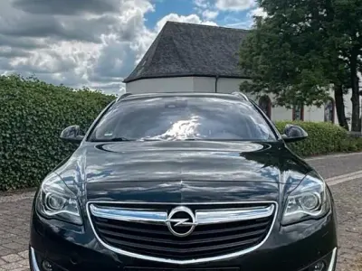 Gebraucht Opel Insignia Innovation 136 PS (100 kW) 2016 Schwarz Kombi