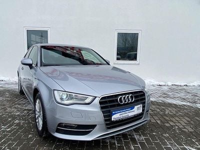 Gebraucht Audi A3 Ambiente 125 PS (91 kW) 2016 Silber Limousine