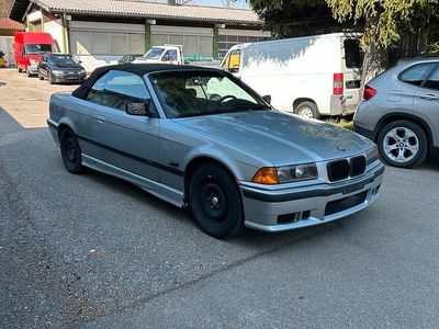 Gebraucht BMW 320 Cabriolet M Sport 150 PS (110 kW) 1999 Silber Cabrio
