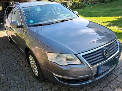 Gebraucht VW Passat 140 PS (102 kW) 2006 Grau Kombi