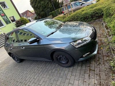 Gebraucht Skoda Fabia Ambition 95 PS (69 kW) 2019 Grau Kleinwagen