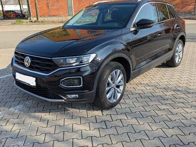 Second-hand VW T-Roc Style 150 CP (110 kW) 2020 Negru SUV