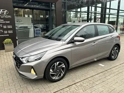 Brugt Hyundai i20 Comfort 101 HK (74 kW) 2022 Sølv Hatchback