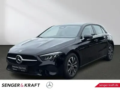 Gebraucht Mercedes A180 136 PS (100 kW) 2025 Schwarz Limousine