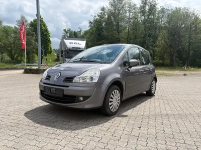 Używany Renault Modus 103 KM (75 kW) 2011 Minivan
