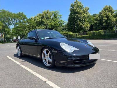 Porsche 911 Carrera