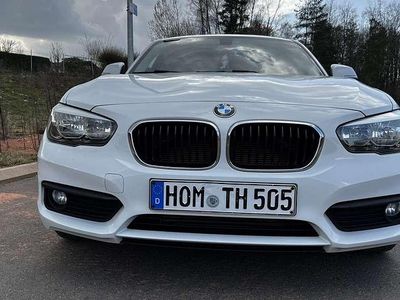 Gebraucht BMW 118 Advantage 136 PS (100 kW) 2017 Weiß Kleinwagen