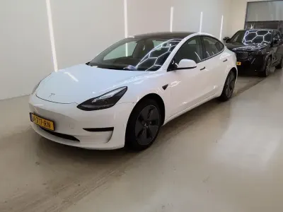Occasion Tesla Model 3 Standard Range 225 kW (306 PK) 2021 Wit Sedan