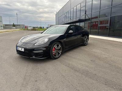 Porsche Panamera GTS