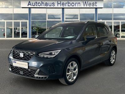 Grau Gebraucht 2025 Seat Arona FR SUV | 18.950 € (Fairer Preis)
