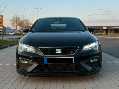 Używany Seat Leon FR 184 KM (135 kW) 2017 Czarny Sedan/Limuzyna