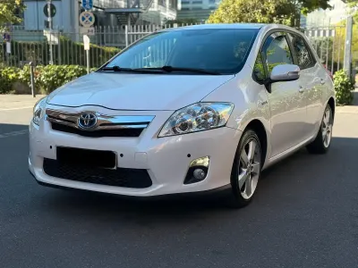 Gebraucht Toyota Auris Hybrid Executive 136 PS (100 kW) 2012 Weiß Kleinwagen