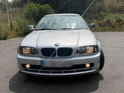 BMW 323