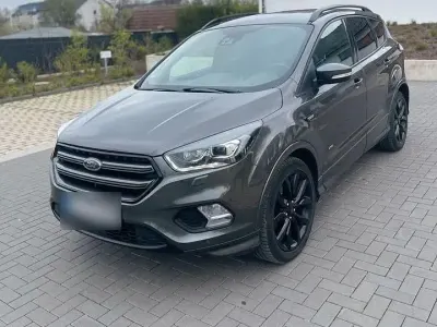 Gebraucht Ford Kuga ST 242 PS (177 kW) 2018 Grau SUV