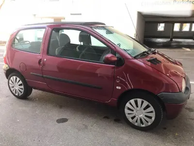 Gebraucht Renault Twingo 58 PS (42 kW) 2007 Rot Kleinwagen