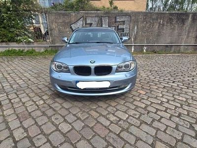 Usata BMW 118 143 CV (105 kW) 2010 Blu Utilitaria