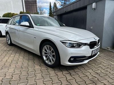 Gebraucht BMW 330 Sport Line 252 PS (185 kW) 2018 Mineralweiss Kombi