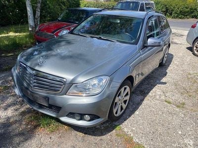 Mercedes C220